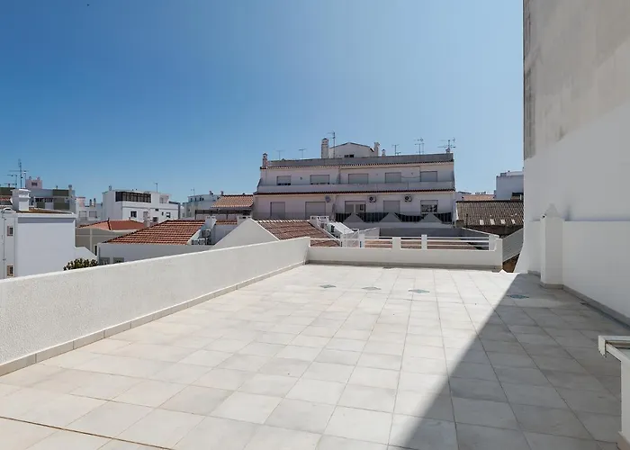 Casa Largo Da Mo * Портиман